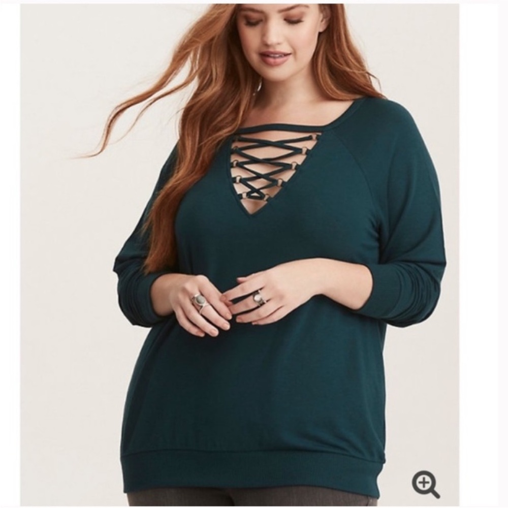 Torrid Black Lattice Front Crew Neck Long Sleeve Pullover Sweater - Picture 3 of 10